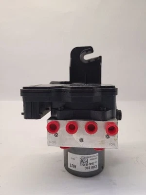 Chevrolet Sonic 2014 14 conjunto de piezas de freno antibloqueo de 1,8 L Foto 1 de 4