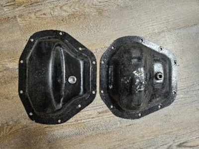 1998 dodge ram 2500 dana Front & Rear differential covers Mopar OEM 4x4 - Image 1 of 4