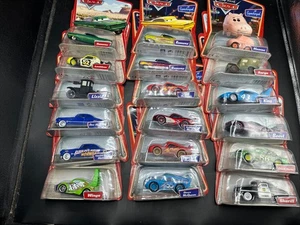 Lote de 18 coches Mattel Disney Pixar - Imagen 1 de 8