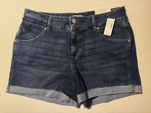 M Jeans by Maurices Womens Size 16 Dark Wash Denim 5.5" Inseam Cut Off Short NWT - Picture 1 of 7