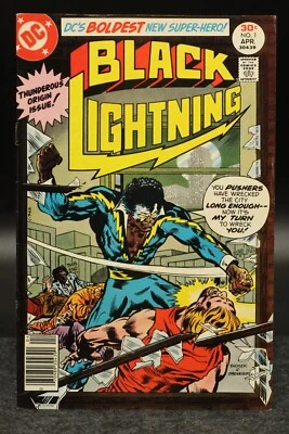 Black Lightning (1977) #1 primera aplicación firmada por Tony Isabella & Rich Buckler sin certificado de autenticidad en muy buen estado- Foto 1 de 4