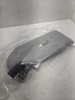 Parasol conductor con iluminación compatible con 05-09 VOLVO 60 SERIES 1444676 Foto 1 de 4