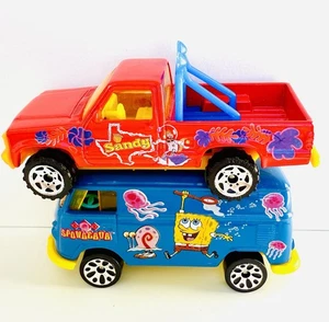 2003 MATCHBOX SPONGEBOB SQUAREPANTS DODGE DAKOTA SANDY BUS LOT - Picture 1 of 6