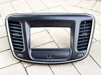 🚘✅ 2015 - 2017 CHRYSLER 200 RADIO BEZEL TRIM VENTS DASH MOULDING OEM - Image 1 of 4
