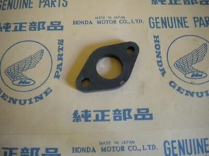 HONDA CT200 Honda Trail 90 NOS Carburetor Insulator, late 16211-033-010 - Picture 1 of 1