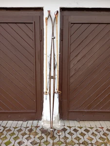 alte Ski Skier Holzski Holzskier Bambusstecken Bambusstöcke  210 cm - Bild 1 von 7