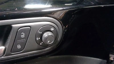 Interruptor de puerta del conductor delantero izquierdo espejo del conductor se adapta a 12-15 BEETLE 76622 Foto 1 de 4