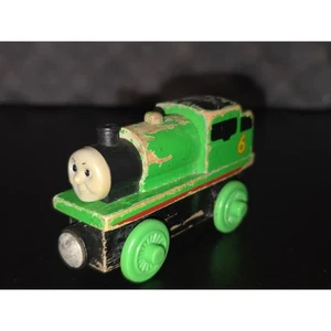 Motor tanque tren Percy ferrocarril madera Thomas & Friends - Imagen 1 de 7