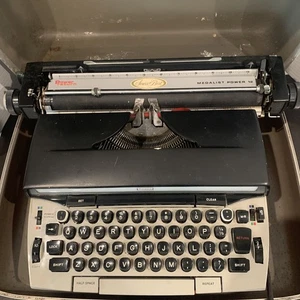 Vintage Sears Medalist Power 12 Electric Portable Typewriter W/case Read - Picture 1 of 7