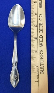 "Cuchara Teasta Acero Inoxidable Taiwán Vajilla Floral 6" Monograma ""B" - Imagen 1 de 5