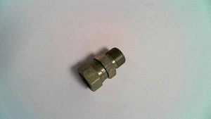 Straight Adaptor Male/Swivel Female 2B/10 5/8 BSP 5/8 BSP  #20A50 - Picture 1 of 3