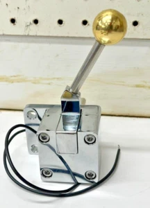 PALANCA DE LATÓN ARRANCADOR DE ACCIÓN SOLENOIDE GRANDE DOBLE 4 VELOCIDADES CABEZA DE PALA Harley Chopper - Imagen 1 de 4
