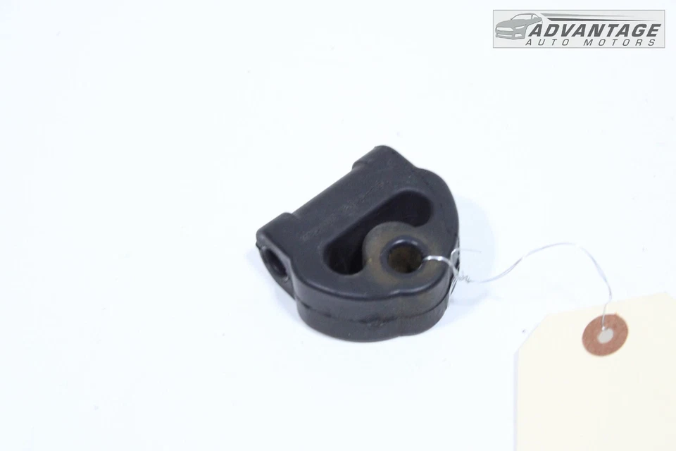 Honda HR-V 2016-2020 Touring tubo de escape trasero derecho suspensión aislante OEM Foto 1 de 4