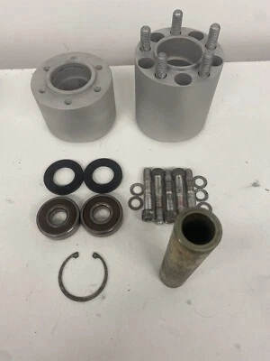 Bujes traseros usados Performance Machine Victory 06-17 Vegas Kingpin Highball PM Buje Foto 1 de 4