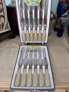 Le Baroque dinner knives set of 12 pieces ivory color *new in box* - Picture 1 of 6