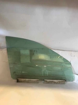 Front Door Glass/window VOLVO XC90 Right 03 04 05 06 07 08 09 10 11 12 13 14 Foto 1 de 4