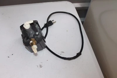 Supreme Aqua Mag Drive Utility Water Pump Model 7 Thermally Protected Gray - Image 1 of 4