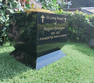 Personalised Memorial Grave Vase Plaque Granite Memorial Grave Pot Flower Heavy - Picture 1 of 7