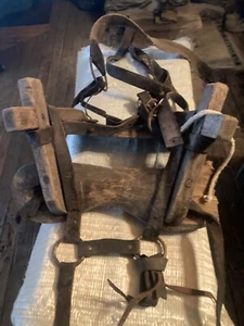 Antique hand crafted  Horse Saddle.  - Picture 1 of 4