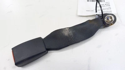 Nissan Versa Seat Belt Buckle Latch Left Side Rear Back 2008 2009 2010 2011 2012 - Image 1 of 4