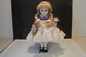 Royal Collectible Doll April Vintage - Picture 1 of 6