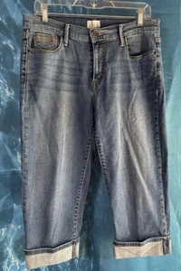 Levis 515 Cuffed Capri Jeans Sz 10 Stretch Blue Denim Mid Rise Med Wash - Picture 1 of 9