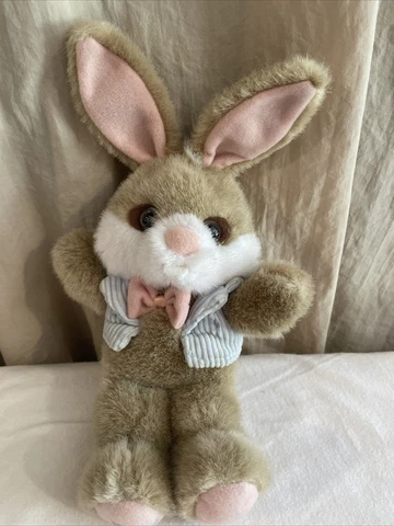 Vintage Peter Cottontail Bunny Rabbit Plush Doll 9" Easter 1990 Cover