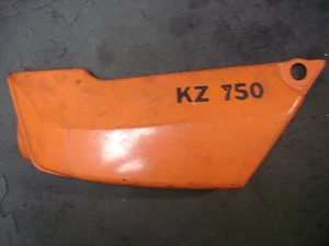 1976 77 78 79 KAWASAKI KZ 750 KZ750B TWIN LEFT SIDE FRAME COVER OEM - Picture 1 of 2