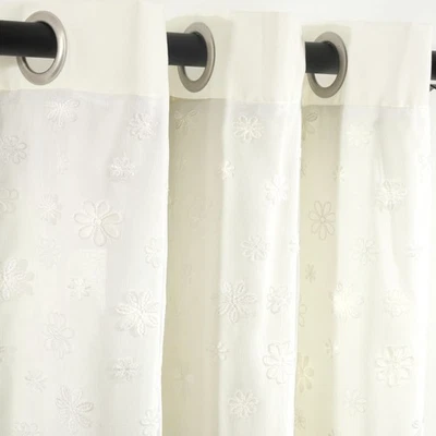 Panel de cortina de ventana bordado con flores Dylin (panel único), 84" L x 40" W, I... Foto 1 de 4