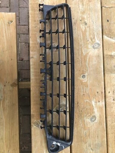 VAUXHALL VECTRA C 2005-2008 FRONT BUMPER LOWER CENTRE GRILL 13182906 - XBGL0297 - Picture 1 of 1