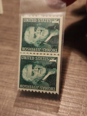 US Stamps, Scott #1299 1c Joint Line Pair of Thomas Jefferson 1968 Unused- #7443 - Image 1 of 3