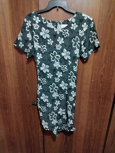 Bentley Etuikleid in Wickeloptik. Grün Blumen XL 16 - Bild 1 von 3