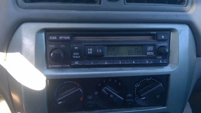 Equipo de audio receptor de radio Am-fm-cd compatible con 02-03 GALANT 259657 Foto 1 de 4