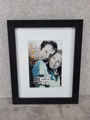 Perfiles para el hogar marco de fotos negro 8" x 10" con alfombrilla para decoración de pared de fotos de 5" x 7" Foto 1 de 4