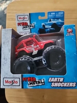 2013 MAISTO EARTH SHOCKERS JEEP 搜索怪物卡车新品 — 第 1/2 张图片