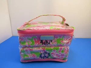 Lilly Pultizer Hotty Pink Make Up Bag Set Biggest Fan Monogram KSM NEW - Picture 1 of 9
