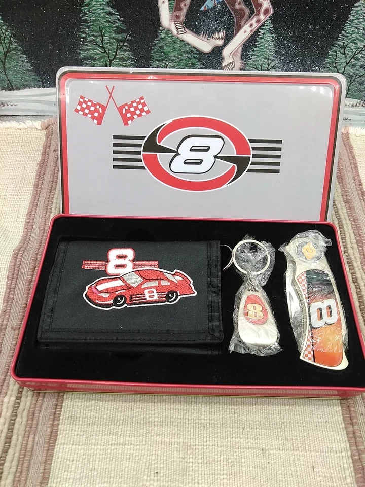 DALE WONHART JR. CUCHILLO. JUEGO LLAVERO Y BILLETERA NUEVO Foto 1 de 4