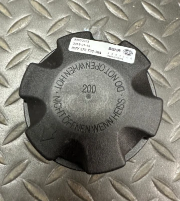 Mahle Engine Coolant Reservoir Cap - CRB5000S / 8MY 376 738-384 - For BMW - Image 1 of 4