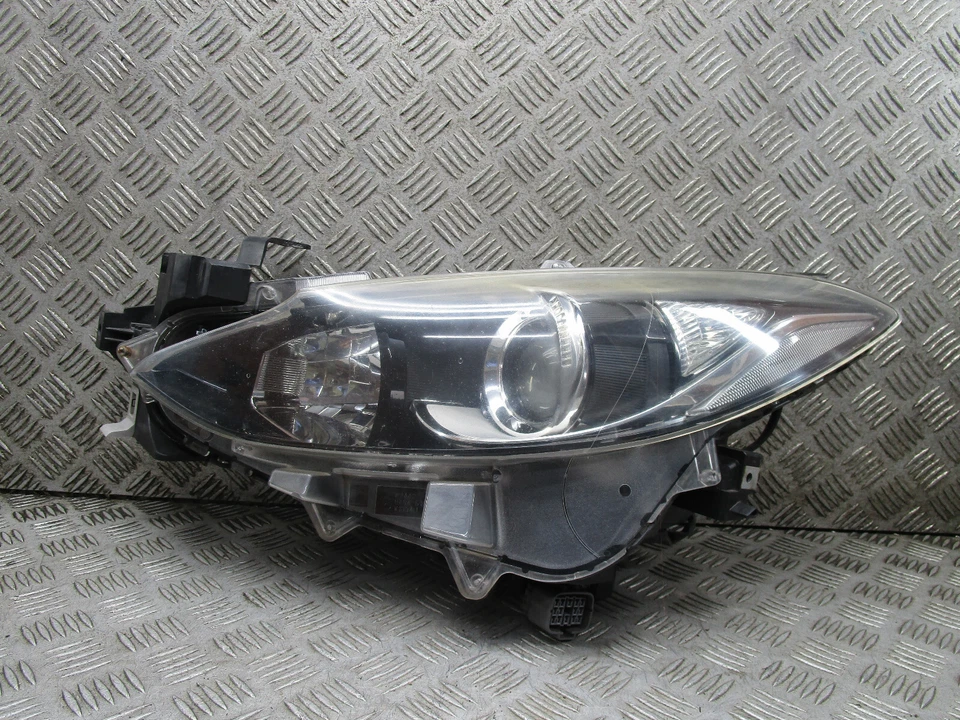Faro delantero Mazda 3 SE 2015 navegación D 2,2 diésel 5 puertas lado del pasajero B45A-51040 Foto 1 de 4