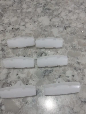 (Bolsa de 6) Clip de retención de llamaradas de guardabarros OEM para Jeep Wrangler JL 2018-2020 Foto 1 de 2