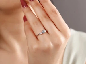 Delicado Anillo Aguamarina Declaración, Chapado en Oro 925 Plata San Valentín Regalo para ella - Imagen 1 de 7