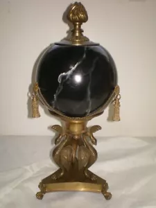 NICE Vtg 17" Brass & Black Marble Cassolette Urn Vessel Vase w/ Art Deco DRAGONS - Imagen 1 de 11