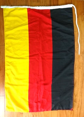 ALEMANIA Bandera Alemana Lisa 22 x 34 Colores Brillantes Foto 1 de 3