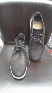 NUEVAS CON ETIQUETAS BOTAS CHUKKA PARA HOMBRE UGG Australia FREAMON CAPRA 11.5 EEE - Imagen 1 de 2