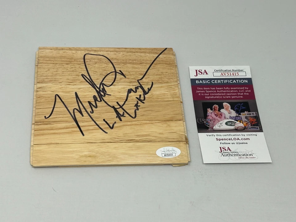 Michael Cooper Firmado Piso Salón de la Fama Los Angeles Lakers Certificado de Autenticidad JSA Foto 1 de 1