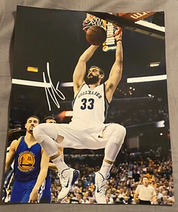 Marc Gasol signed auto 11x14 Photo Memphis Grizzlies - Picture 1 of 1