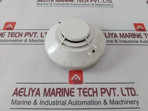 Notifier FSP-851 Smoke Detector Head for Use With AN S911 - Picture 1 of 6