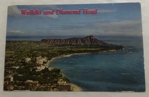 Waikiki Beach & Diamond Head, Hawaii. Postcard (X2) - Picture 1 of 2