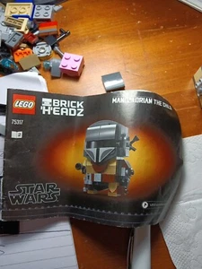 LEGO 75317 BrickHeadz THE MANDALORIAN THE CHILD STAR WARS DISNEY montato complet - Foto 1 di 10