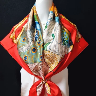 RARE VINTAGE HERMES Silk Scarf "Brise de Charme" Carre 90 Duty-free US - Image 1 of 4
